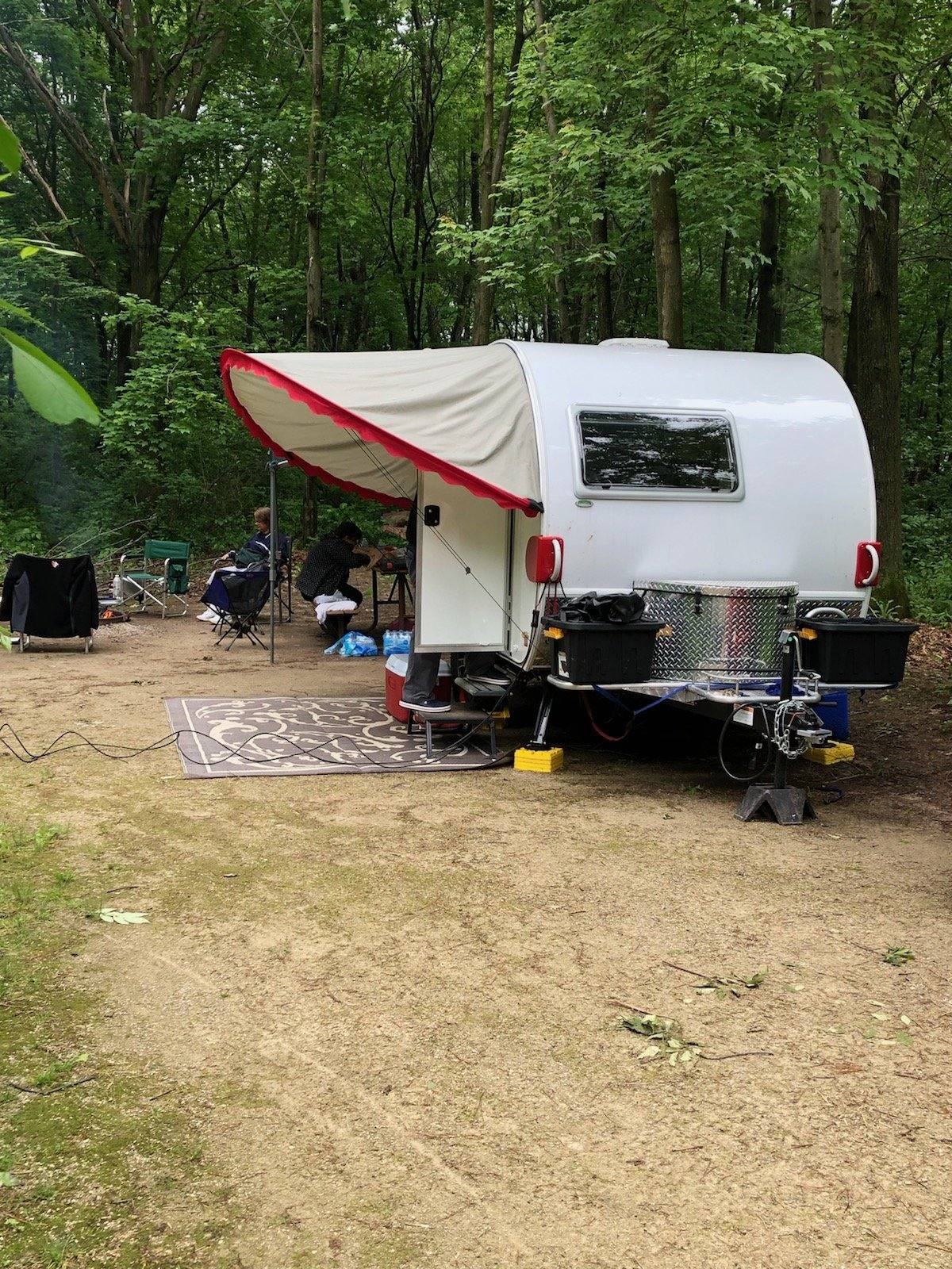 All-Pro Shade Wing Visor for TAB 320 Campers