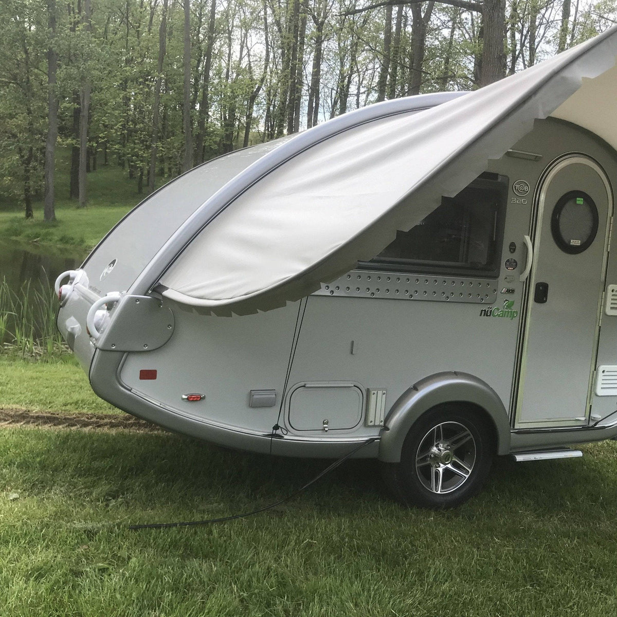 All-Pro Shade Wing Visor for TAB 320 Campers